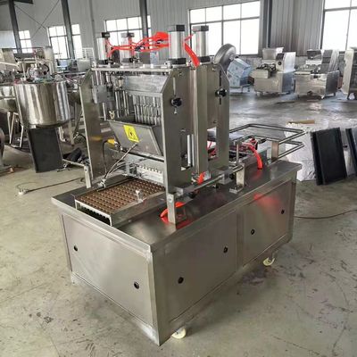 Dispenser per la produzione di caramelle multifunzionale semiautomatico
