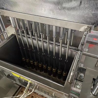 Dispenser per la produzione di caramelle multifunzionale semiautomatico
