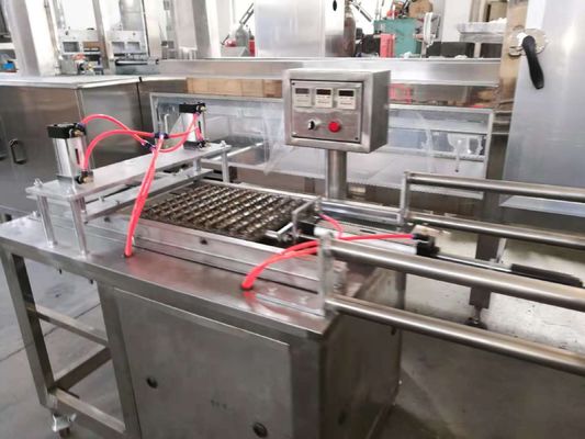 Linea di produzione di caramelle a base di gelatina con macchina per la produzione di caramelle morbide e servo driver