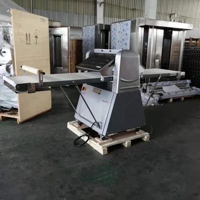 630mm European Dough Sheeter/ Pastry Dough Roller Machine per prestazioni ottimali