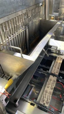 380V linea di produzione automatica di tensione per gommoso orso Soft Lollipop Candy Filling Machine