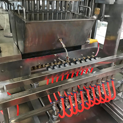 220V Voltage Automatic Gummy Machine per la fabbricazione di caramelle di orso gommoso in bevande alimentari