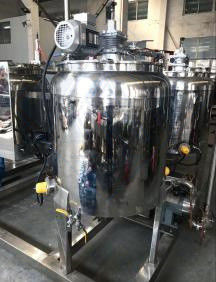 200-300 kg/h Capacità Vitamine Maglietta gommosa macchina per la linea di produzione di lecca-lecca