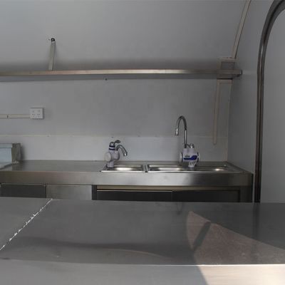 Carrozze per il pane all'aperto per le scarpe da ginnastica e carrelli mobili per il caffè nel carrello commerciale