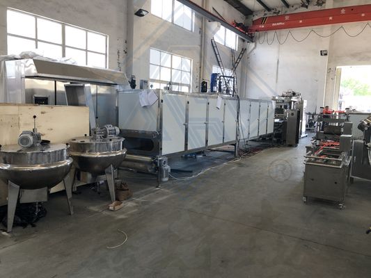 Macchina elettrica per l' imballaggio di caramelle morbide