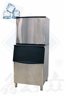 Macchine per la produzione di ghiaccio a cubi professionali per applicazioni commerciali e industriali