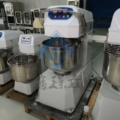 Mixer planetario automatico per pasta di pane in cucina da forno