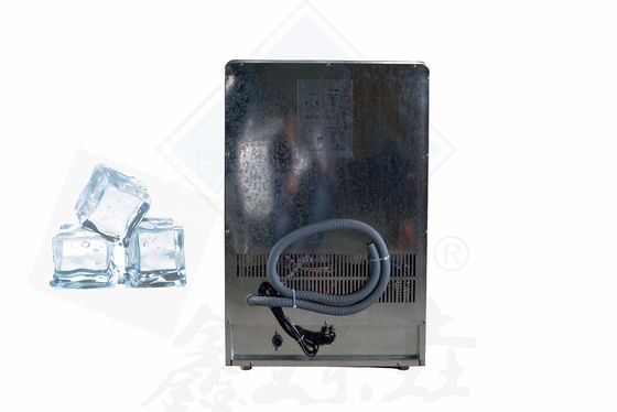 Tecnologia Commerciale Ice Cube Maker Machine Opzioni di raffreddamento ad aria o ad acqua