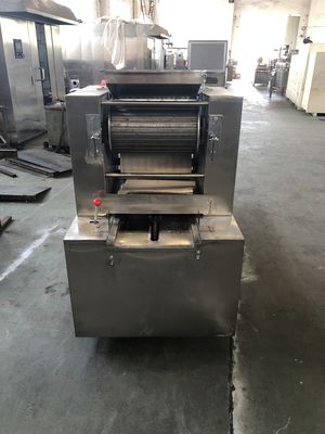 Industria della panetteria 2kw macchina semiautomatica per biscotti per noci materia prima