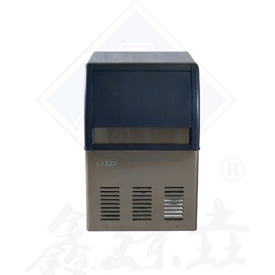 Macchina commerciale per la produzione di cubetti di ghiaccio con una capacità di 54 kg al giorno e una produzione rapida