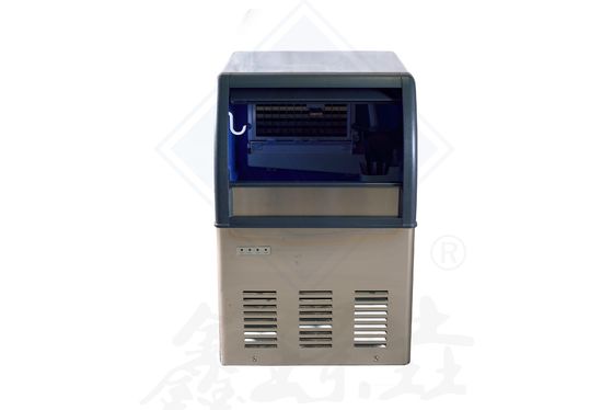 Macchina commerciale per la produzione di cubetti di ghiaccio con una capacità di 54 kg al giorno e una produzione rapida