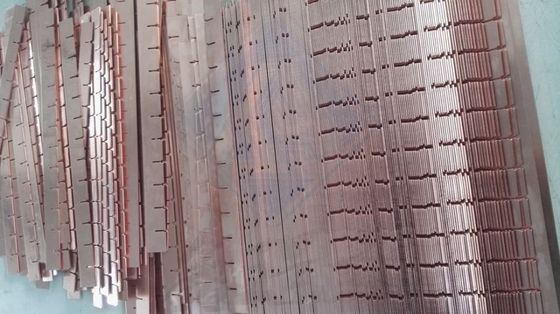 Piastra di evaporazione per macchine per ghiaccio a tubo di 22x22x22 mm per una produzione costante e veloce di cubi di ghiaccio