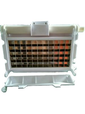 Macchina industriale per la fabbricazione di cubetti di ghiaccio da 380 V con una capacità produttiva massima di 136 kg/giorno