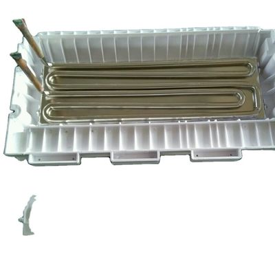 Macchina industriale per la fabbricazione di cubetti di ghiaccio da 380 V con una capacità produttiva massima di 136 kg/giorno