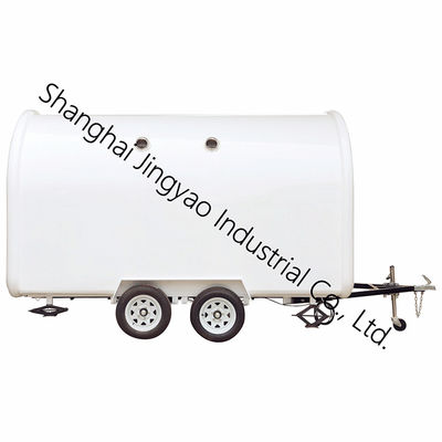 Apparecchio per la produzione di gelati per uso esterno