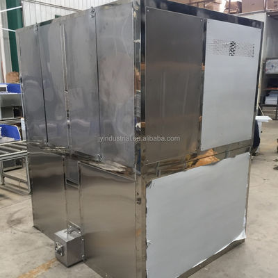 Produttore di ghiaccio industriale da 2 tonnellate con una capacità di 160 kg/giorno e prodotto con refrigerante R134a/R404A
