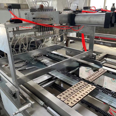 Macchina per la fabbricazione di caramelle completamente automatica ad alta capacità 150 kg/h e tensione 220v/380v