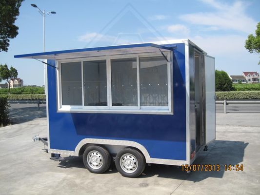 Carrello alimentare elettrico mobile con cucina a rotelle e ricambi dopo il servizio