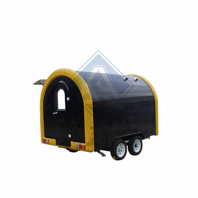 Outdoor Street Vending Double Axles Customized Food Snack Truck con attrezzature