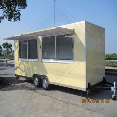 Camionetto alimentare a triciclo elettrico per il caffè completamente attrezzato per vendere snack e caffè mobile