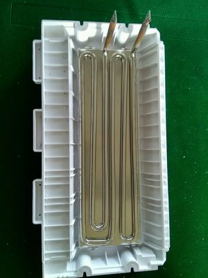 330*330mm Macchina per la fabbricazione di cubetti di ghiaccio industriali commerciali con evaporatore di raffreddamento ad acqua