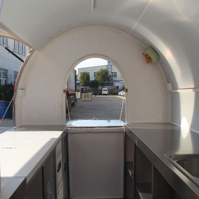 380*160*235 CM Street Mobile Gas Ice Cream Food Truck con attrezzature di cucina complete