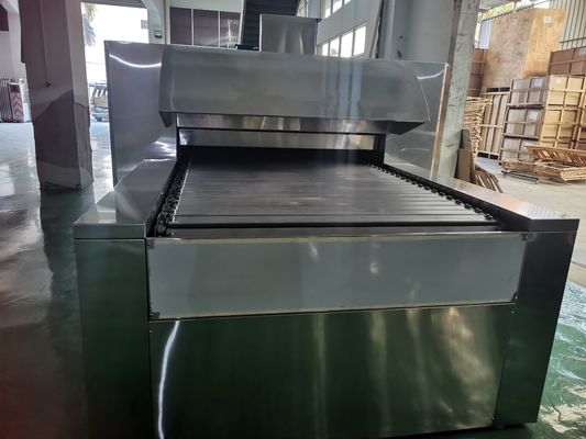 22.5 x 32.5 x 24.5 cm Forno per la produzione di biscotti con nastro trasportatore e nastro in acciaio al carbonio