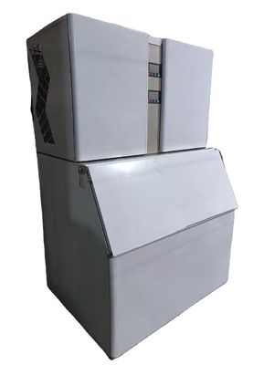 Macchina per la produzione di ghiaccio in cubo da 22x22x22 mm per la produzione di ghiaccio in grandi volumi nei ristoranti