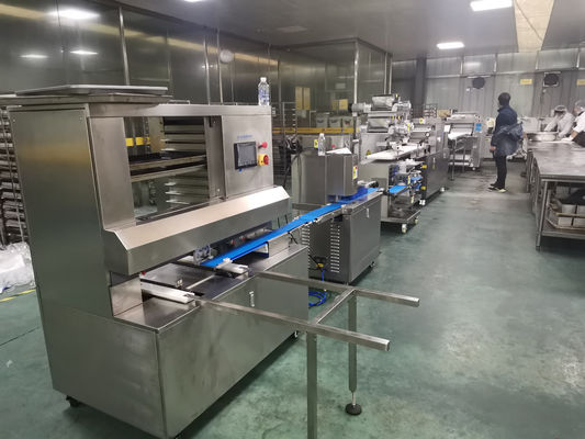 Capacità di lavoro 20-135pcs/min SS304 Mochi gelato PLC Controllo incrustante macchina
