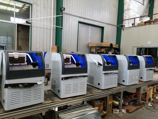 Macchina commerciale per la fabbricazione di cubetti di ghiaccio di dimensioni 430x520x800 con grande capacità di stoccaggio di ghiaccio da 1000 kg