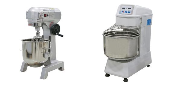 3700 Modello Contenitore alimentare durevole per hotel Commercial Pizza Pasta Sheeter Machine