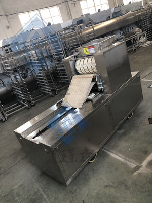 Macchina automatica per la produzione di biscotti e biscotti
