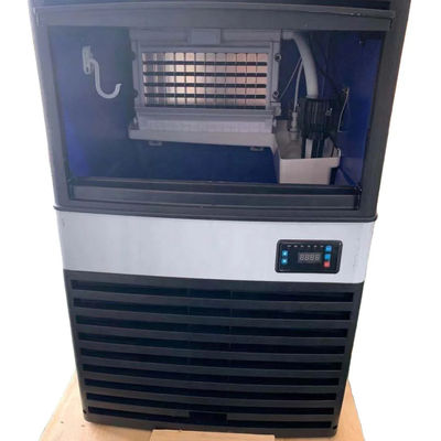 Capacità di stoccaggio di ghiaccio di 500 kg Maker automatico di ghiaccio industriale per l'estrazione di energia