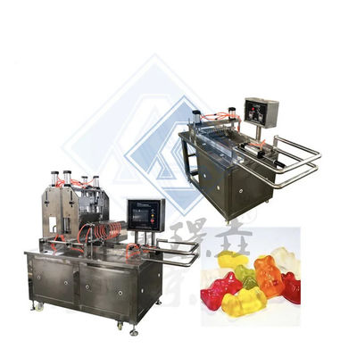 La macchina da plasmare 50 kg all'ora Lollipop Toffee Gummy Bear Nice Candy Making Machine