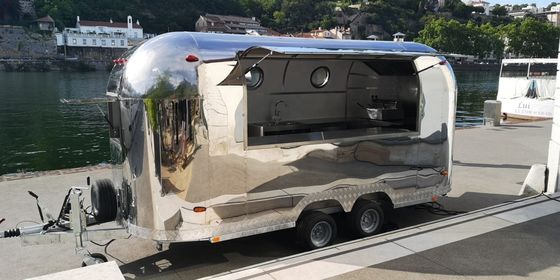 Carro a ruota di strada, carrello di hotdog, carrello di cibo mobile, con ristorante completamente attrezzato