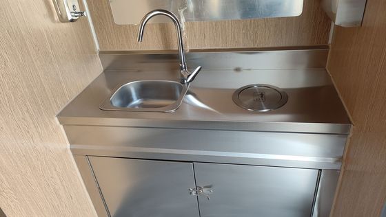 Steel portable 2 stall trailer per servizi igienici pubblici per uso commerciale e mobile