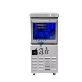 Macchina per la fabbricazione di cubi di ghiaccio industriali con raffreddamento ad acqua e funzione automatica