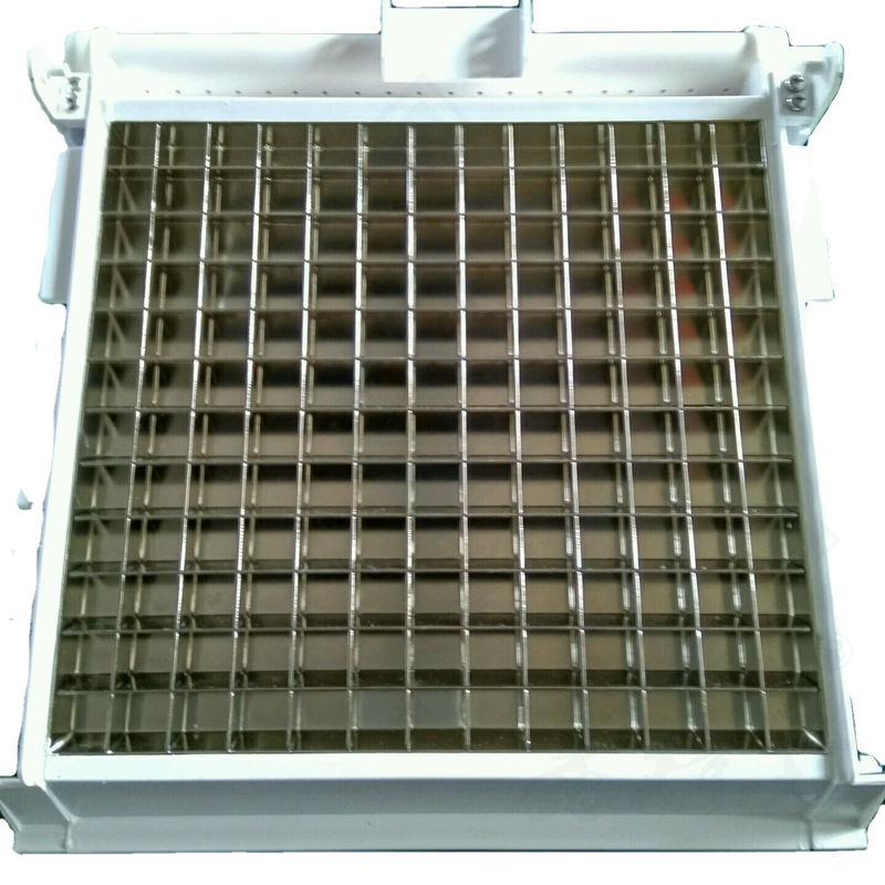 Evaporatore automatico di ghiaccio per la fabbricazione di cubetti di ghiaccio