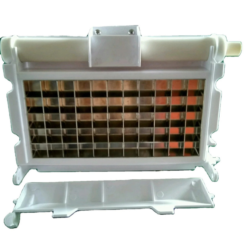 Produttore industriale di cubetti di ghiaccio con capacità di produzione di 65 kg/24h e sistema di raffreddamento ad aria/acqua