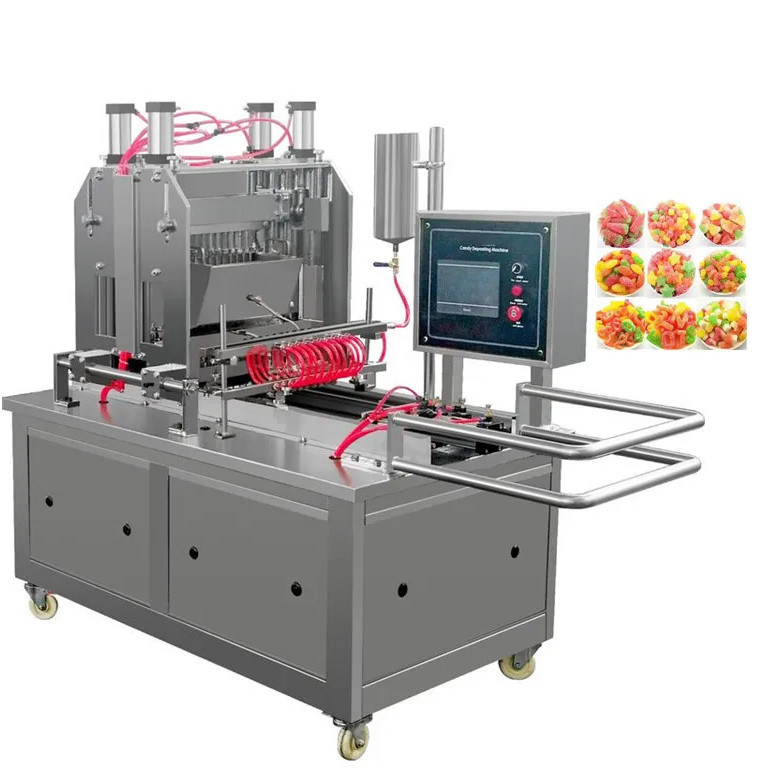 Nice Automatic 50kg/h Hard Lollipop Soft Candy Machine per la produzione ad alto livello a Shanghai