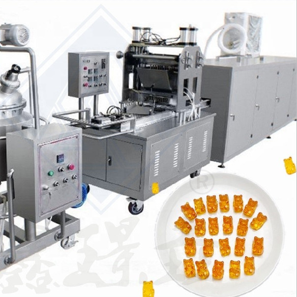 Fatto 300Kg / h Hard Candy Nice Machine per dolci di caramelle e Lollipop Bear Making Line